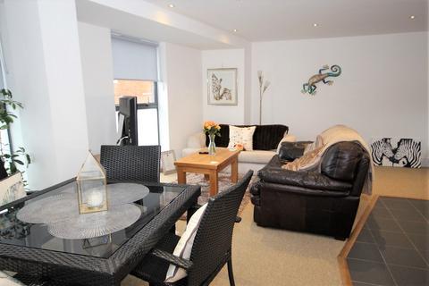 2 bedroom penthouse for sale, Silk Court, Wokingham