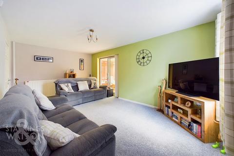 3 bedroom detached house for sale, Grovebury Close, Brundall, Norwich