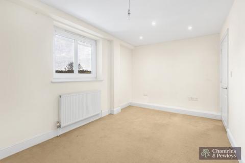 1 bedroom flat to rent, High Street, Godalming