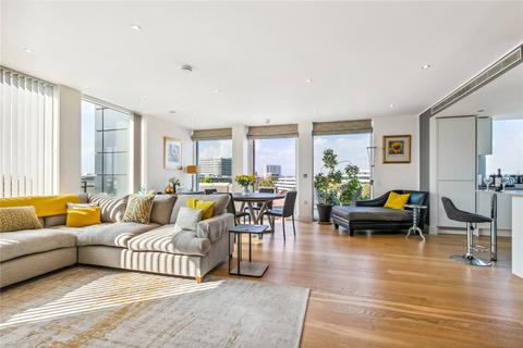 3 bedroom penthouse for sale, Chiswick High Road, Chiswick, London, W4