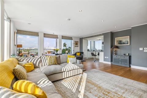 3 bedroom penthouse for sale, Chiswick High Road, Chiswick, London, W4