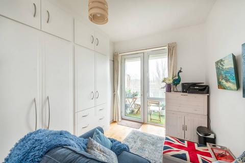 2 bedroom flat to rent, Kew Riverside, Kew, Richmond, TW9