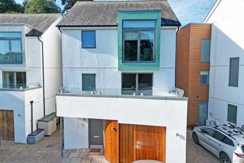 4 bedroom detached house for sale, The Haven, Truro, Cornwall