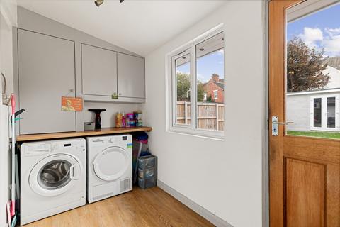 81 Chart Road, Folkestone, CT19 4EP