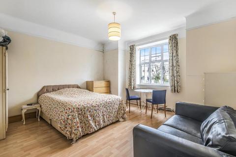 1 bedroom flat for sale, Belsize Grove, Belsize Park