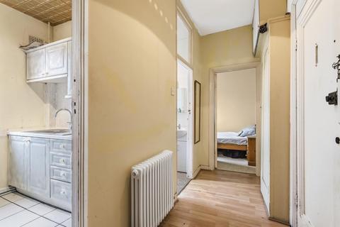 1 bedroom flat for sale, Belsize Grove, Belsize Park