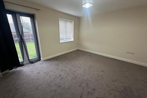 2 bedroom townhouse to rent, Highland Drive, Loughborough, LE11