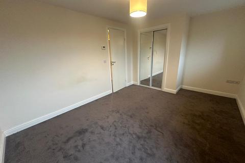 2 bedroom townhouse to rent, Highland Drive, Loughborough, LE11