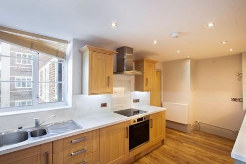 2 bedroom apartment for sale, Moor Court, Gosforth, Newcastle upon Tyne