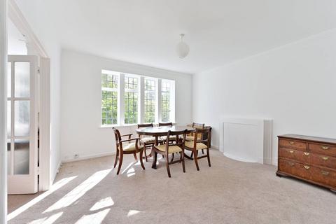 3 bedroom flat for sale, Kings Keep, Putney, London, SW15