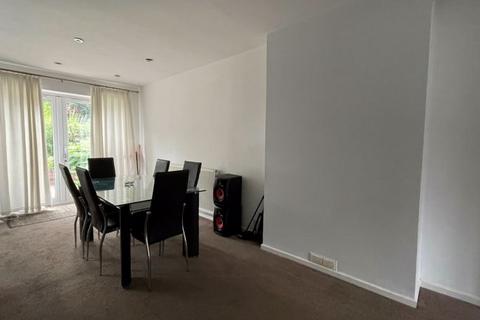 3 bedroom semi-detached house for sale, Delves Crescent, Walsall, West Midlands, WS5 4LR