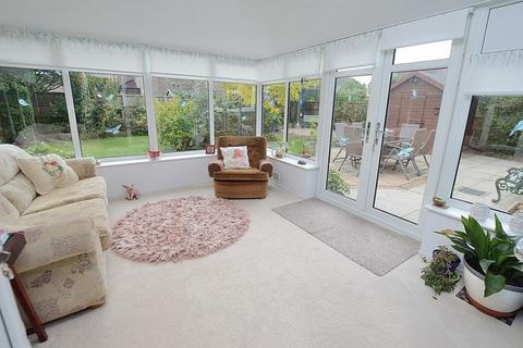 4 bedroom detached house for sale, 12 St Georges Drive, Woodhall Spa