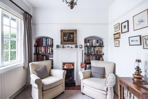 4 bedroom semi-detached house for sale, Bigwood Road, Hampstead Garden Suburb, NW11