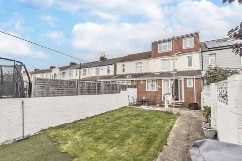 3 bedroom terraced house for sale, Gatcombe Avenue, Portsmouth