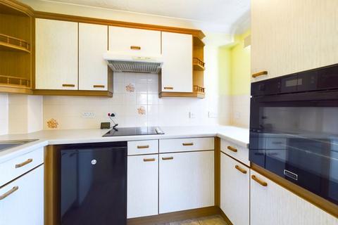 1 bedroom retirement property for sale, HILLCROFT COURT, CATERHAM ON THE HILL