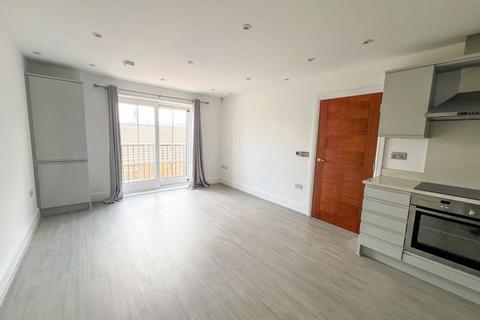 2 bedroom apartment to rent, Ropers Yard, Hart Street, Brentwood CM14