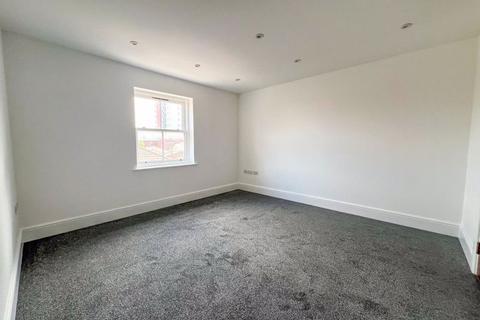 2 bedroom apartment to rent, Ropers Yard, Hart Street, Brentwood CM14