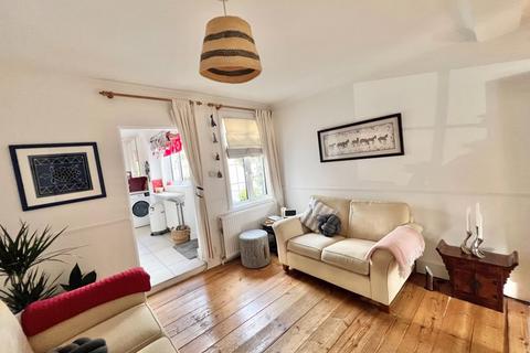 2 bedroom cottage for sale, Easton Terrace, High Wycombe HP13