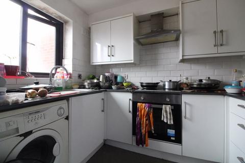 2 bedroom flat for sale, Waldeck Road, Luton