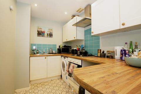 1 bedroom flat to rent, Penford Court, Penlline Street, Roath