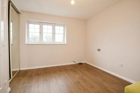 2 bedroom terraced house to rent, Lloyd place, St Mellons