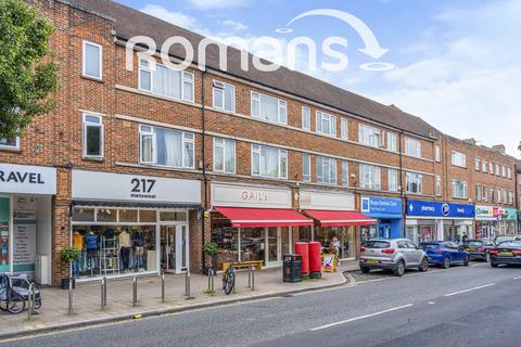 2 bedroom apartment to rent, Fleet Road, Fleet