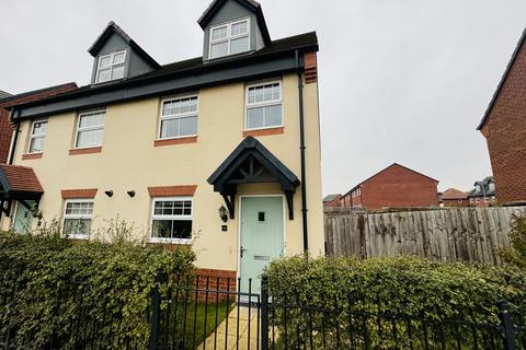 3 bedroom semi-detached house to rent, Reaseheath Way