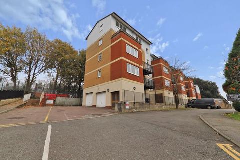 2 bedroom apartment to rent, Solomons Hill, Rickmansworth WD3