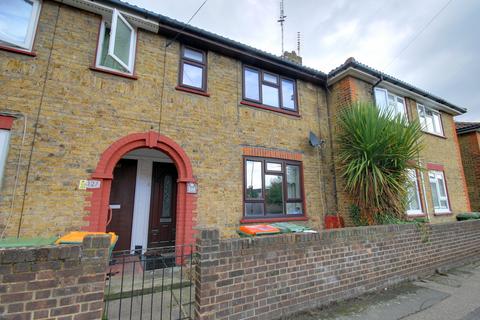 2 bedroom terraced house to rent, Garvary Road London E16