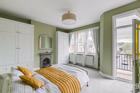 5 bedroom terraced house for sale, Rathcoole Gardens, N8