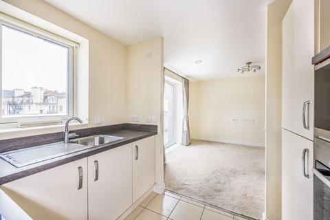2 bedroom retirement property for sale, South Parade, Southsea