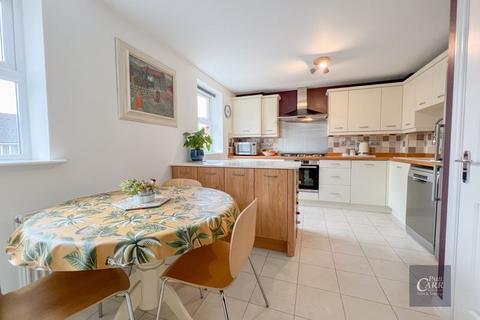 4 bedroom end of terrace house for sale, Mary Slater Road, Lichfield WS13