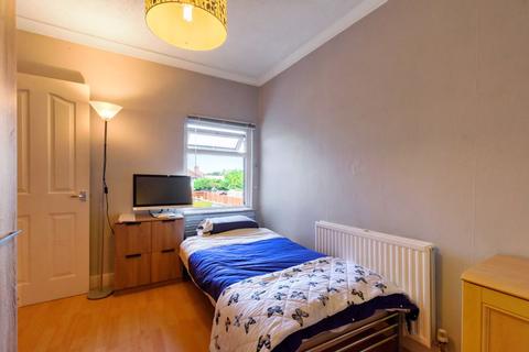 6 London Road, Stone, Dartford, DA2 6DJ
