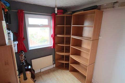 6 London Road, Stone, Dartford, DA2 6DJ