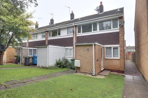 3 bedroom end of terrace house for sale, Wolverhampton Road, Stafford ST19