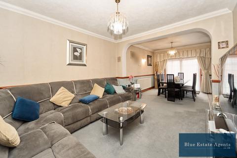 21 Blossom Waye, Hounslow, TW5 9HB
