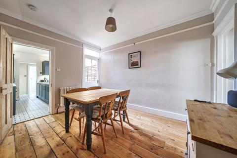 4 Sunbury Road, Eton, Windsor, SL4 6BA