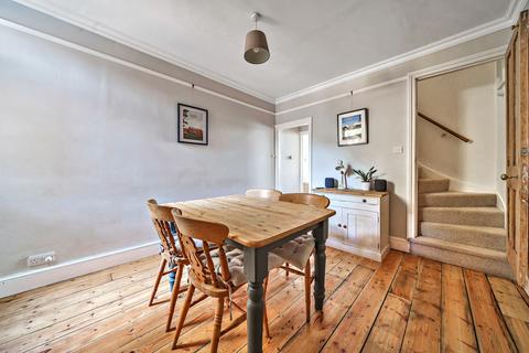 4 Sunbury Road, Eton, Windsor, SL4 6BA
