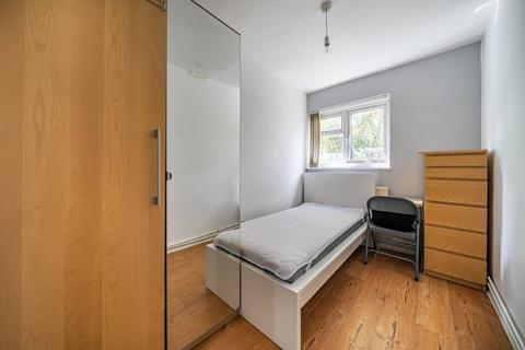 5 bedroom flat to rent, New North Road, Angel, London, N1