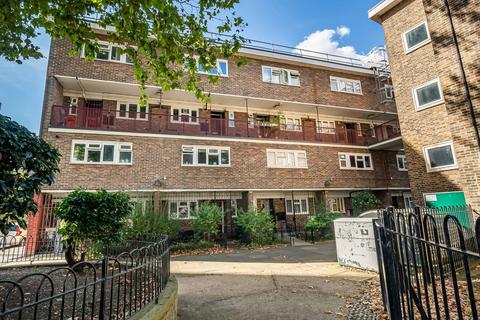 5 bedroom flat to rent, New North Road, Angel, London, N1