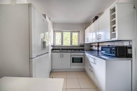 5 bedroom flat to rent, New North Road, Angel, London, N1