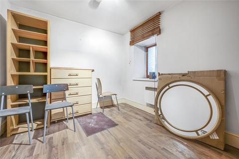 1 bedroom property for sale, London W8