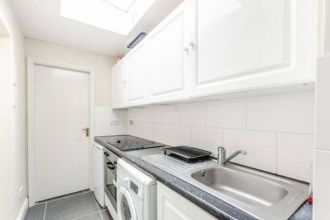 1 bedroom flat to rent, Lordship Lane, East Dulwich, London, SE22