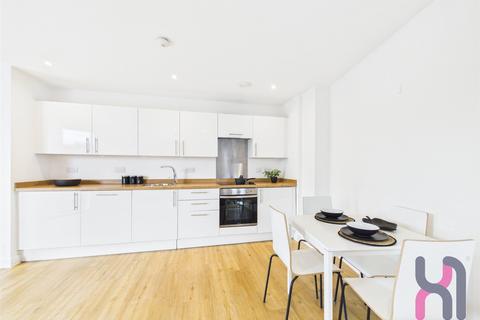 3 bedroom flat to rent, The Plaza, 1 Every Street, Ancoats, Manchester, M4