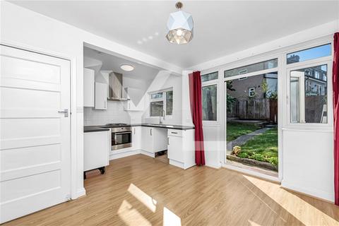 3 bedroom semi-detached house for sale, Grosvenor Crescent, Dartford