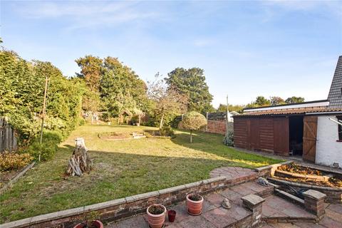 2 bedroom bungalow for sale, Baldwyns Park, Bexley, Kent, DA5