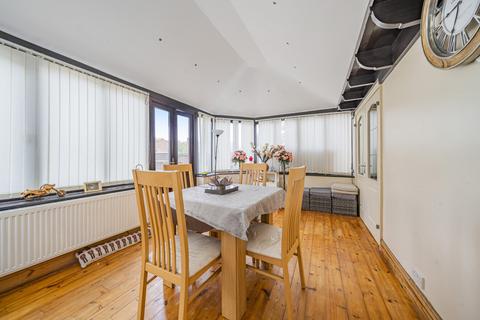 173 Clewer Hill Road, Windsor, SL4 4DZ