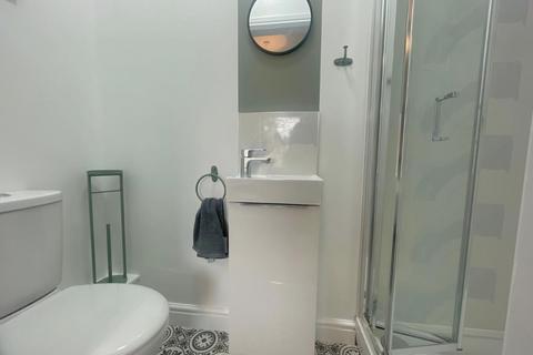 undefined, Room 2, Earl Street, Grimsby