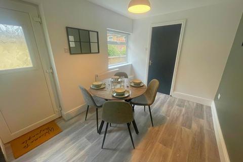 undefined, Room 2, Earl Street, Grimsby