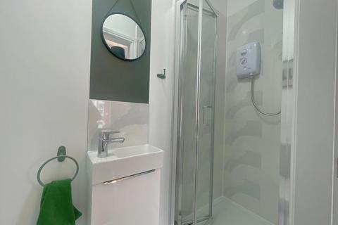 1 bedroom in a house share to rent, Room 5, 45 Earl Street, Grimsby